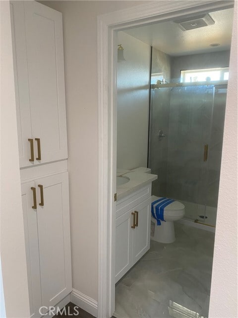 Photo - 221 W 7th St