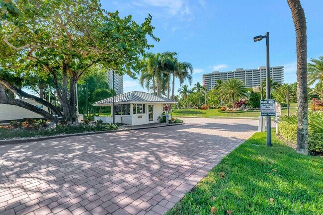 Photo - 4201 N Ocean Blvd Unidad 1705