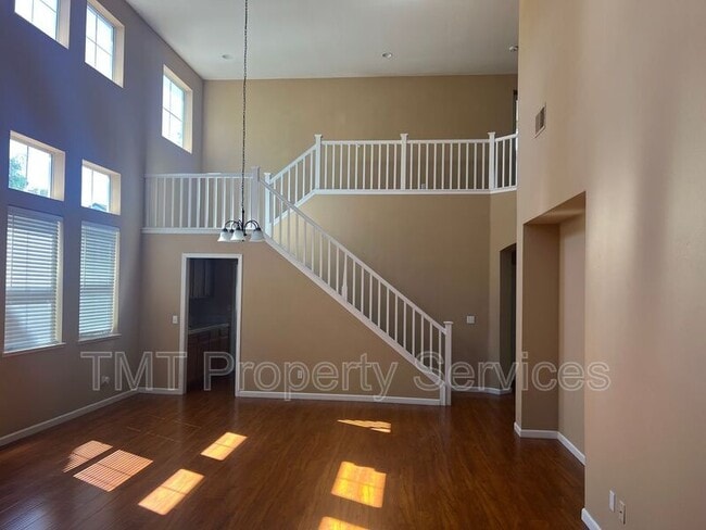 Photo - 3260 San Salvador St