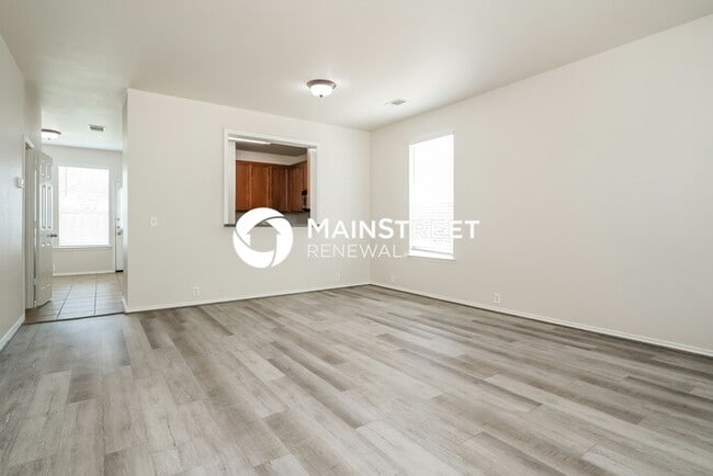 2 Bedroom Pet-Friendly Home in Fort Worth, TX with Main Street Renewal