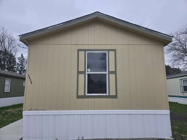 Photo - 1309 W Plum St