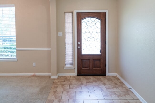 Photo - 962 Umbria Ln