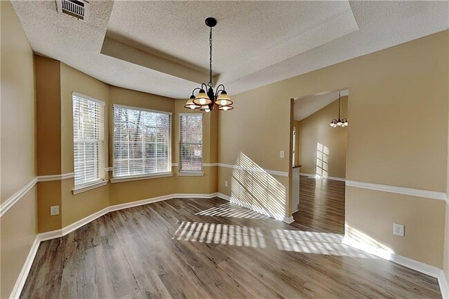 Photo - 7000 Greenfield Ln