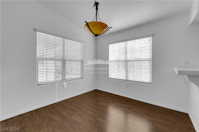 Building Photo - 520 Arrowhead Trail Unit 422