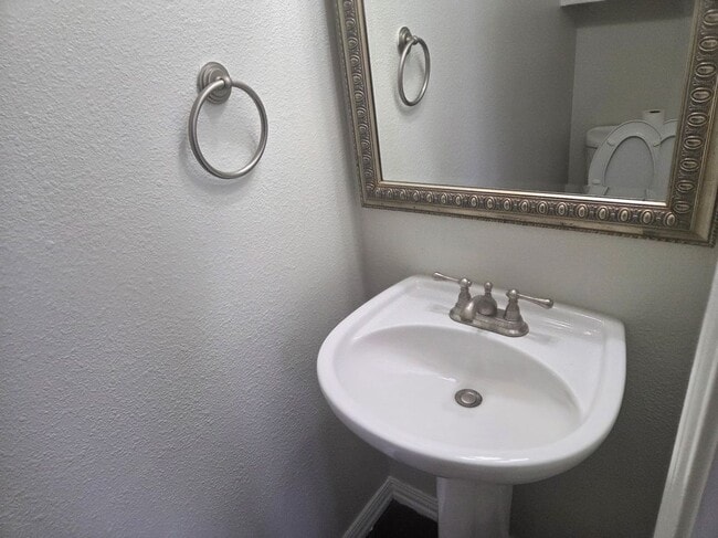 Photo - 14400 Montfort Dr Unit 505