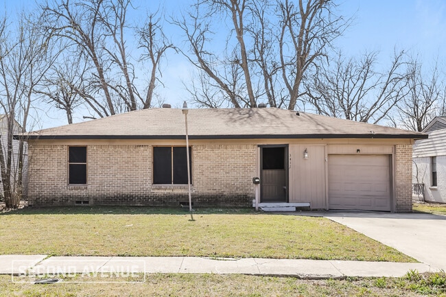 Building Photo - 3412 Beth Dr