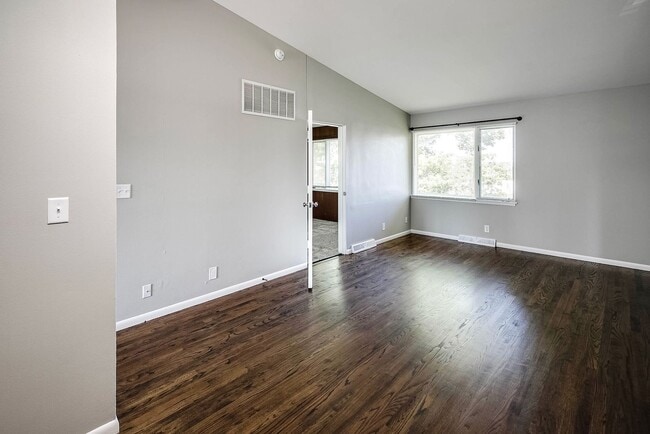Photo - Top-Floor 2-Bedroom Apartment with Vaulted Ceilings! Unit 11
