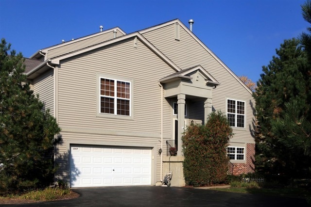Building Photo - 1047 Chadwick Dr Rental