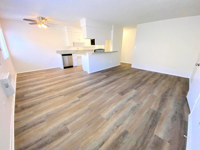 Photo - 817 S. St. Andrews Pl