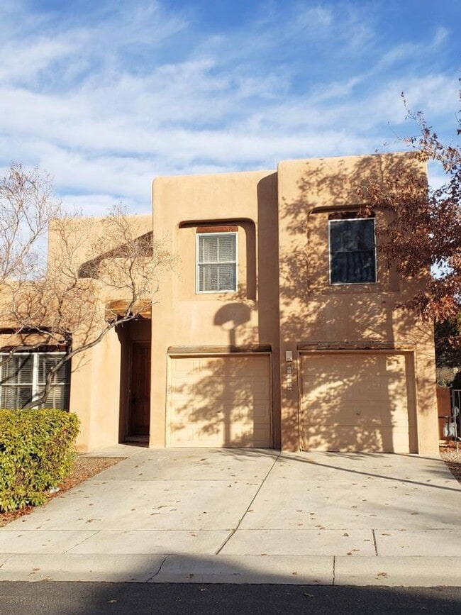 Building Photo - Paseo Del Norte and Ventura NE Rental