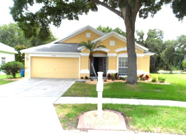 Photo - 30709 Lanesborough Cir