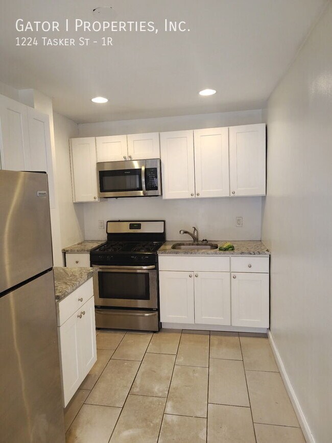 Photo - 1224 Tasker St Unidad 1R