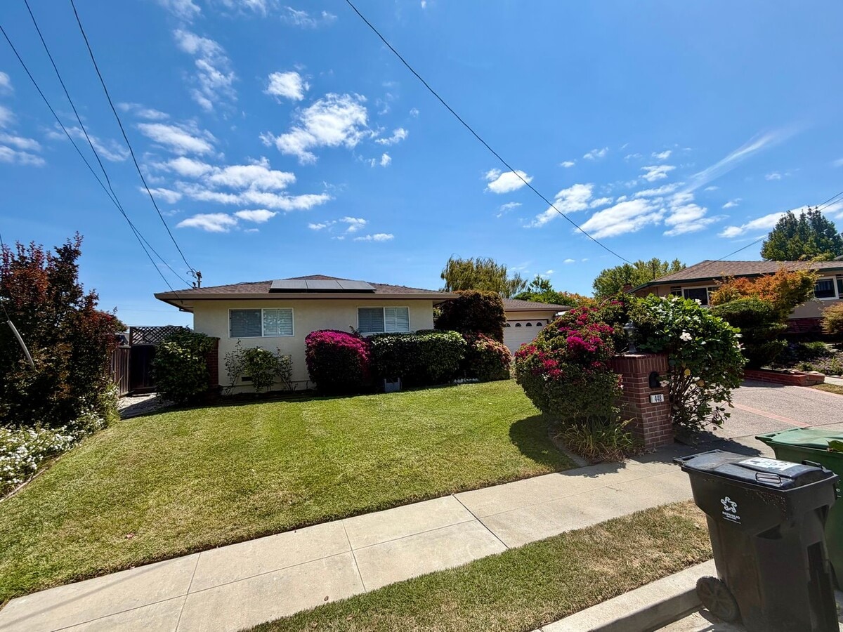 Photo - 448 D St