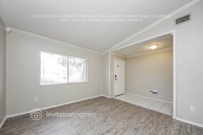 Photo - 226 Harbor Point Blvd