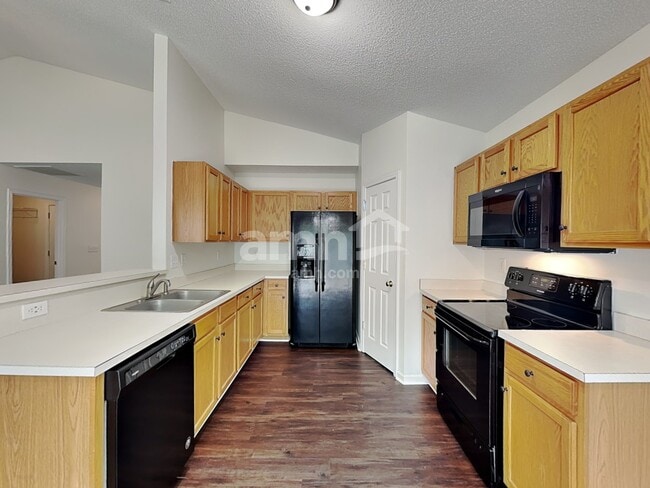 Photo - 8526 Appledale Dr