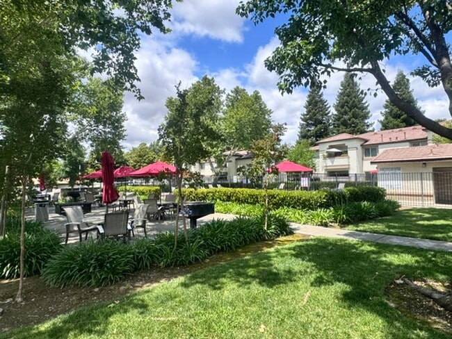 Photo - Very Nice 2 Bedroom and 2 Bathroom Apartment $2,500 + $125.00 WSG Unit 1245