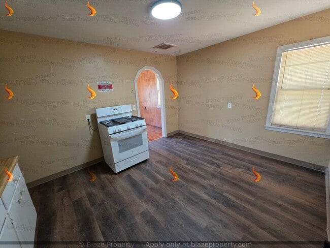 Photo - Cute, Clean & Cool! Your 2-Bed Retreat with New HVAC & Huge Backyard