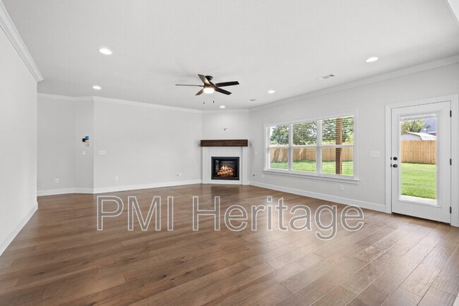 Photo - 1361 Sessile Oak Wy