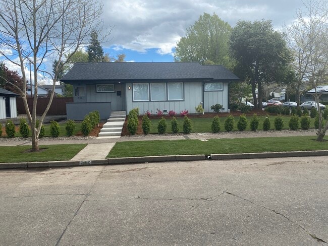 Photo - 710 E 22nd Ave