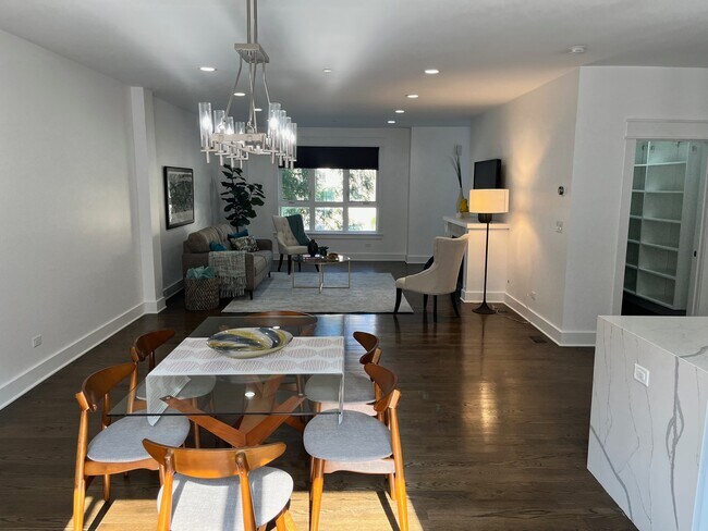 Photo - 8146 Lincoln Ave