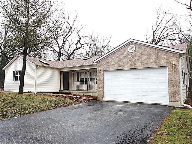 Photo - 4312 E Lake Shore Dr House