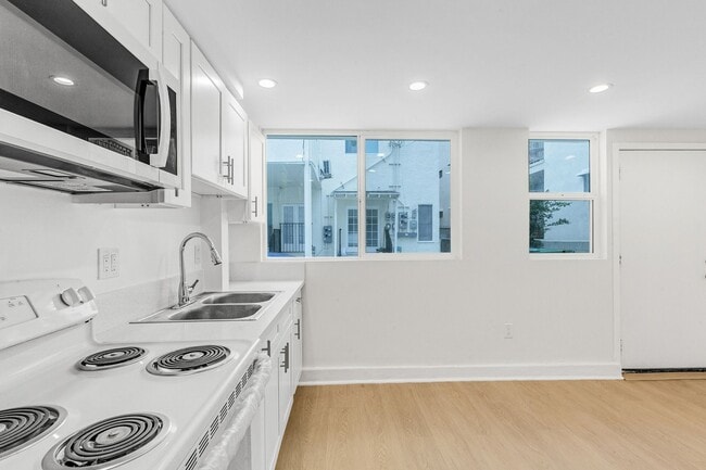 Photo - 1144 S Wooster St Unidad 2