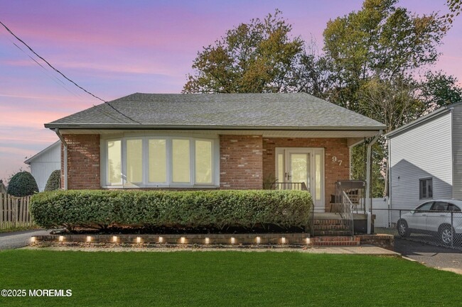 Building Photo - 97 Monmouth Ave Unit 2