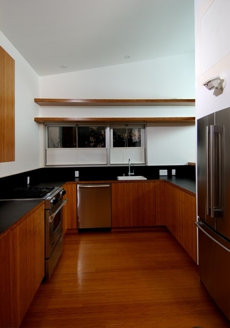 Photo - 543-545 Rose Ave