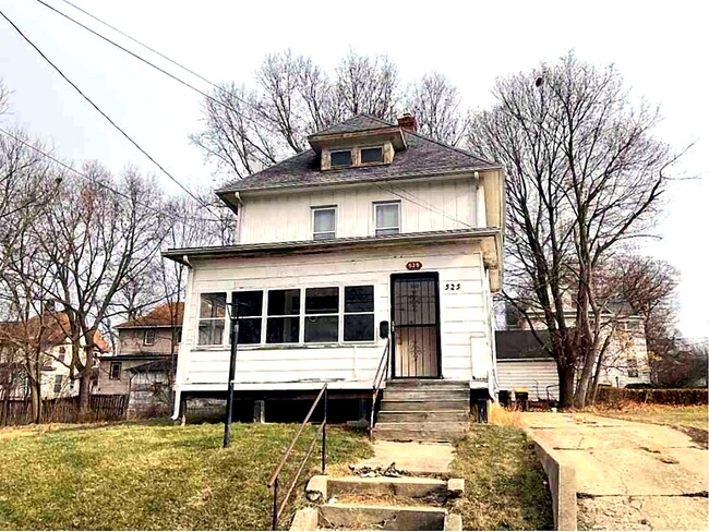 Building Photo - 525 S State Ave