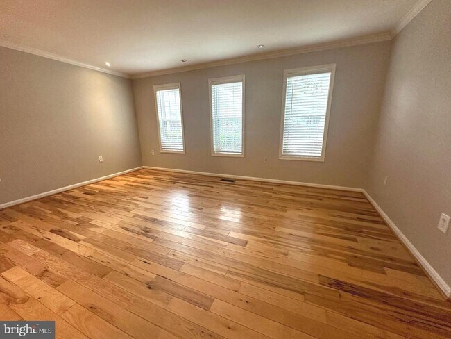 Photo - 11928 Sentinel Point Ct