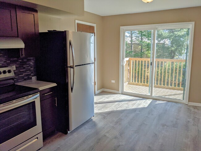 Photo - 652 Melrose Ln Apartamentos Unidad 4