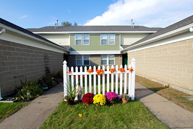 2BR Exterior