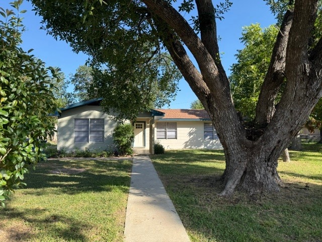 Building Photo - 606 Cardinal St