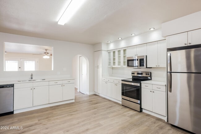 Photo - 2708 W Acoma Dr