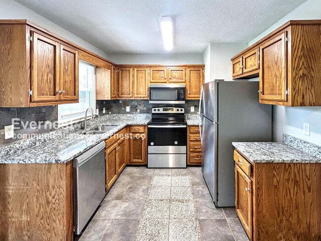 Photo - 405 Pleasant Run Rd