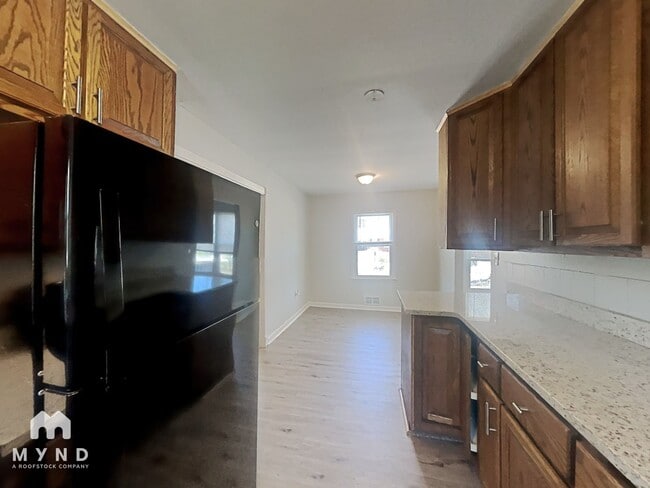 Photo - 6345 Oakview Ln