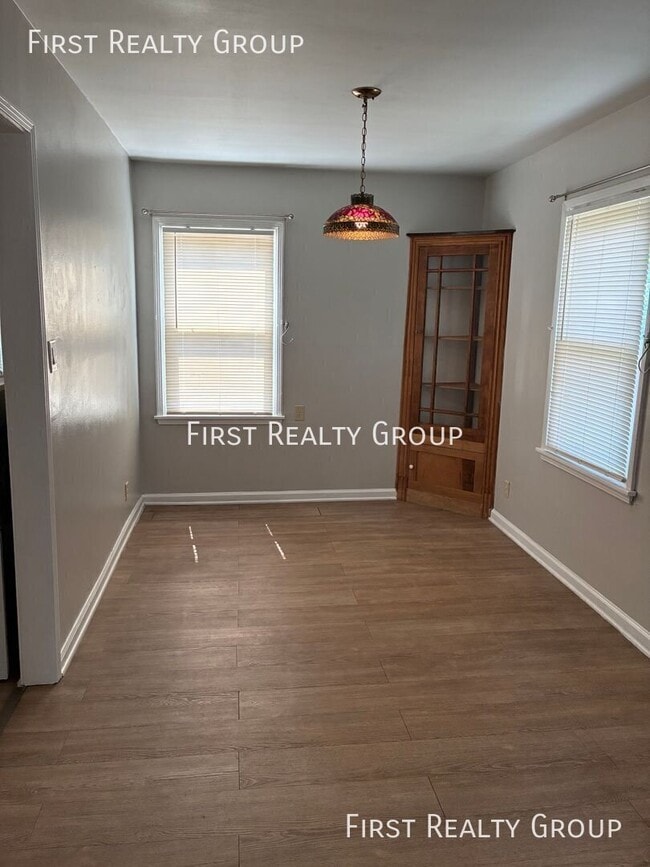 3608 W. Siebenthaler-