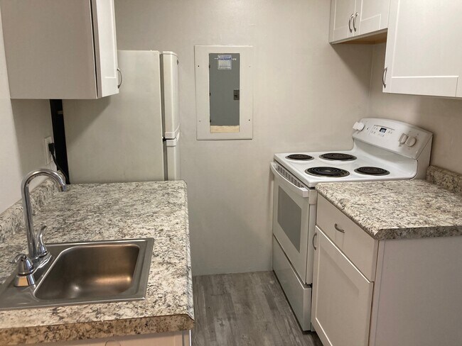 Photo - 503 Kellywood Mnr Unit 503 B