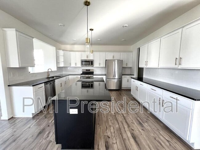 Photo - 15606 Wolfboro Rd