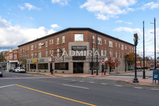 Building Photo - 1 Wakefield St Unit 202