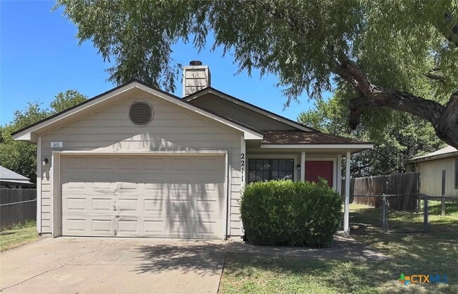 Building Photo - 2211 Barry Dr Rental
