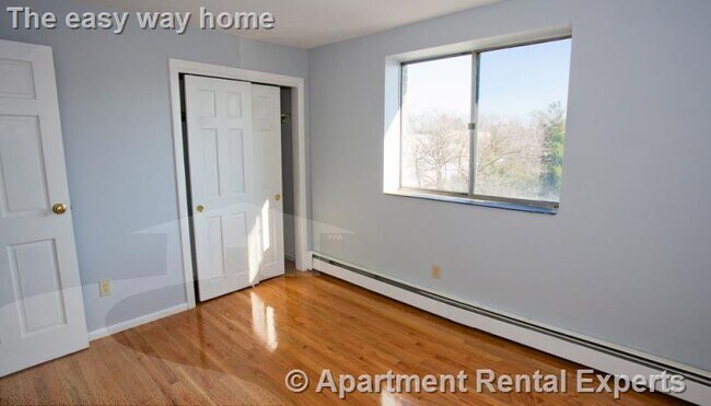 Photo - 14 Murdock St Unit #2-6