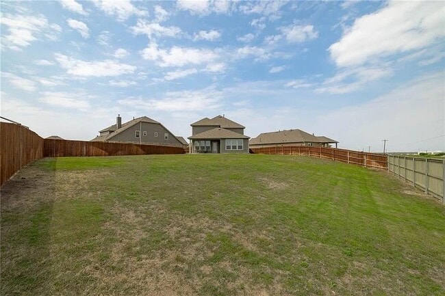 Photo - 165 Carlina Lp