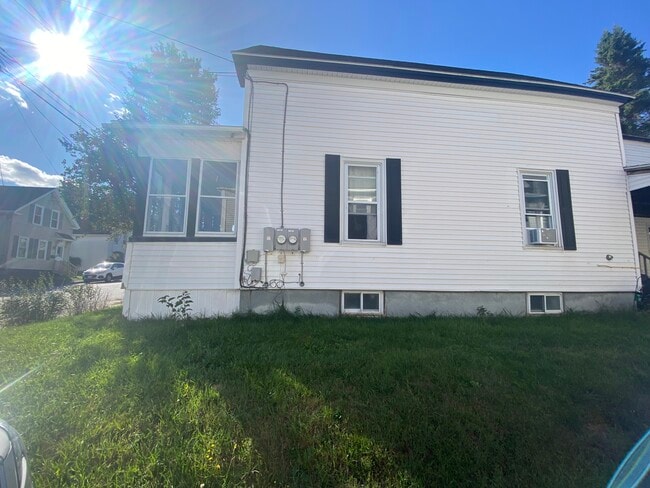 49 Franklin St Unit 2