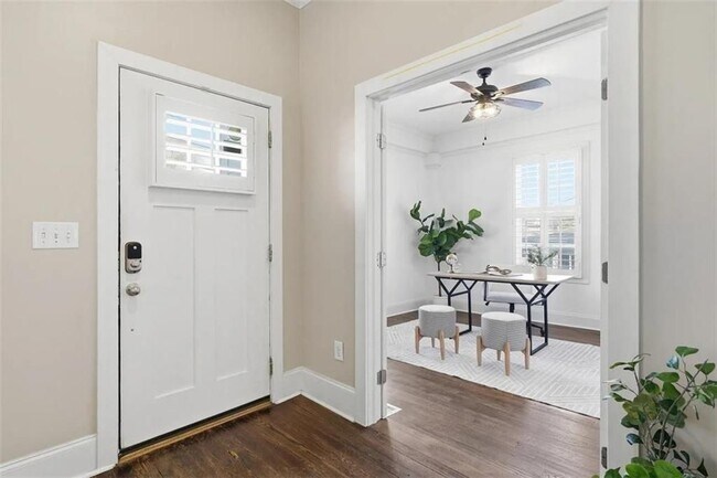 Photo - 501 Rankin St NE