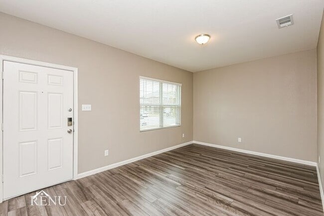 Photo - 13320 Wysong Dr