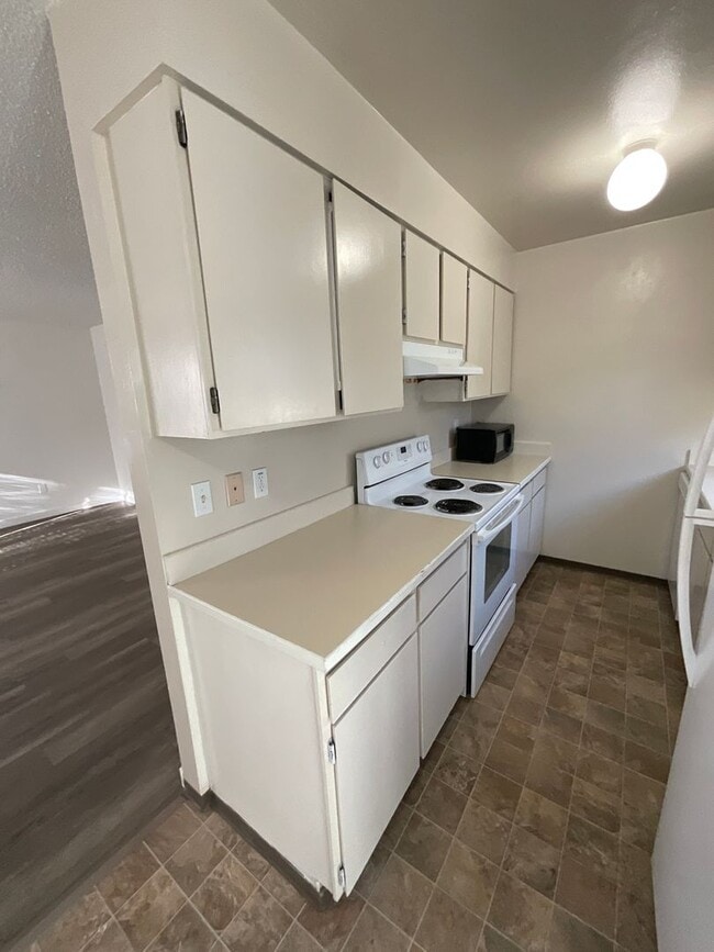 Photo - 2213-15 Alder St. Unit 2215