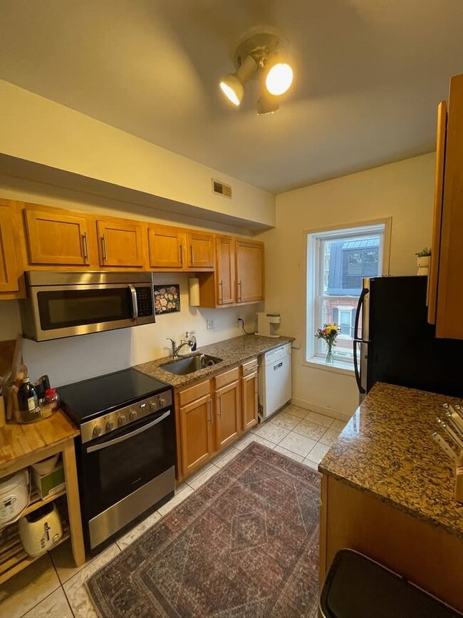 Photo - 2400 Carpenter St Unit 3rd Fl