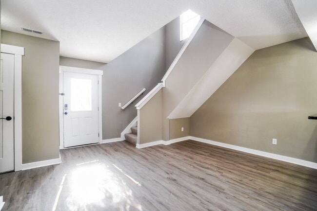 Photo - 4902 Dickens Dr