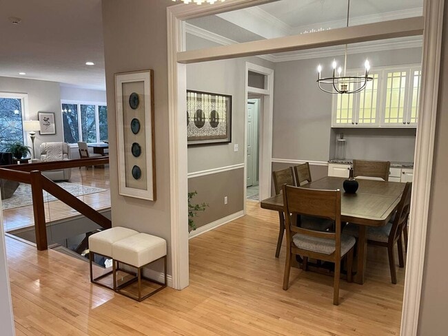 Photo - Lux Living With Beautiful Views